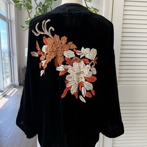 Vintage Style Black Embroidered Velvet Kimono / Cocoon Shorter Coat 1920s-30s